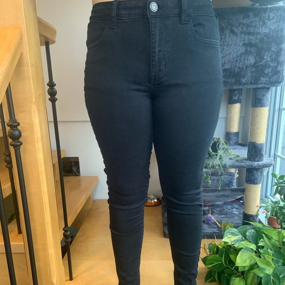 American Eagle Jeans - Picture 2 of 2